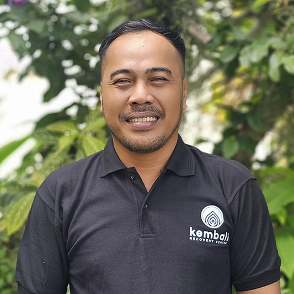 Wayan Wira